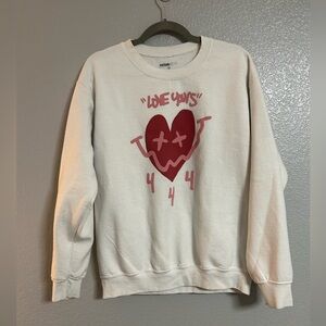 Mens white red pink 444 heart graphic pullover sweater size medium
